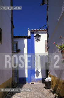 PORTOGALLO, (RIBETEJO) OBIDOS : UNA STRADINA    @ 2002 Graziano Arici/Rosebud2 / BLU / GEO