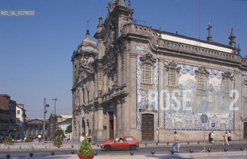 PORTOGALLO, (DOURO) PORTO : LA CHIESA IGREJA DO CARMO    @ 2002 Graziano Arici/Rosebud2 / AZULEJOS / GEO