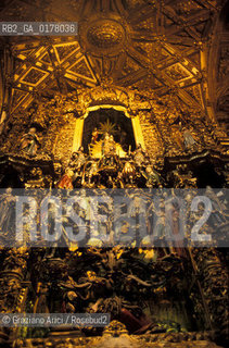 PORTOGALLO, (DOURO) PORTO :LA CHIESA DI SAO FRANCISCO   @ 2002 Graziano Arici/Rosebud2  / GEO