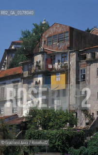 PORTOGALLO, (DOURO) PORTO : IL QUARTIERE DI RIBEIRA   @ 2002 Graziano Arici/Rosebud2  / GEO