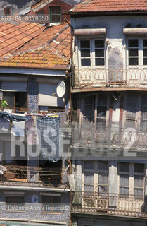 PORTOGALLO, (DOURO) PORTO : LA CITTA VECCHIA  @ 2002 Graziano Arici/Rosebud2  / GEO