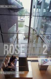 OLANDA , ROTTERDAM : IL MUSEO DI ARCHITETTURA NAi   -  © 2002 Graziano Arici/Rosebud2 / ARCHITETTURA CONTEMPORANEA / GEO