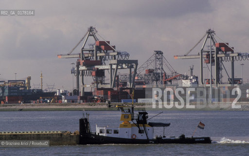 OLANDA , ROTTERDAM : IL PORTO   -  © 2002 Graziano Arici/Rosebud2  / GEO