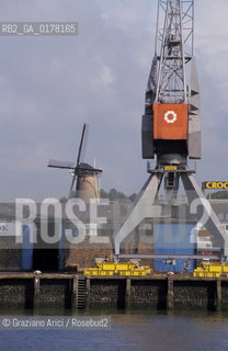 OLANDA , ROTTERDAM : IL PORTO   -  © 2002 Graziano Arici/Rosebud2  / GEO