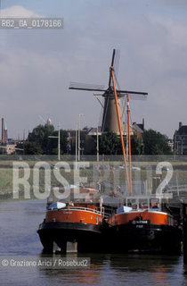 OLANDA , ROTTERDAM : IL PORTO   -  © 2002 Graziano Arici/Rosebud2  / GEO