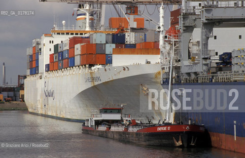 OLANDA , ROTTERDAM : IL PORTO -   -  © 2002 Graziano Arici/Rosebud2 / NAVE / GEO