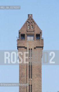 OLANDA , (GELDERLAND) :PARCO DI HOGE VELUWE - IL PADIGLIONE DI CACCIA SINT HUBERTUS DELLARCHITETTO H.P. BERLAGE -  © 2002 Graziano Arici/Rosebud2 / ARCHITETTURA CONTEMPORANEA / GEO