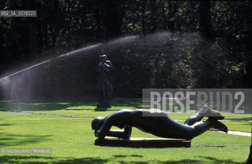 OLANDA , (GELDERLAND) :PARCO DI HOGE VELUWE - IL MUSEO RIJKSMUSEUM KROLLER-MULLER  -  © 2002 Graziano Arici/Rosebud2 / PARCO / GIARDINO / GEO
