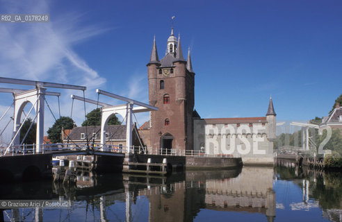 OLANDA , (ZEELAND) GOES : UN CANALE  -  © 2002 Graziano Arici/Rosebud2 / PONTE / GEO