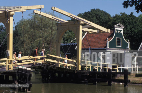 OLANDA , (GELDERLAND) ARNHEM : NEDERLANDS OPENLUCHTMUSEUM  -  © 2002 Graziano Arici/Rosebud2 / PONTE / GEO