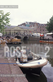 OLANDA , (ZUID-HOLLAND) LEIDA : IL NIEUWE RIJN  -  © 2002 Graziano Arici/Rosebud2  / GEO