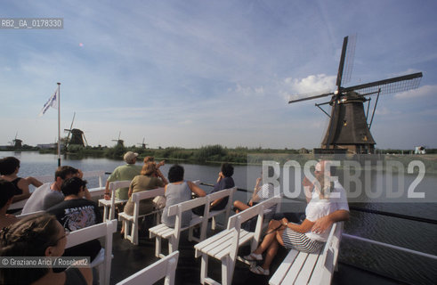 OLANDA , (ZUID-HOLLAND) I MULINI DI KINDERIJK   -  © 2002 Graziano Arici/Rosebud2 / MULINO / TURISTA / GEO