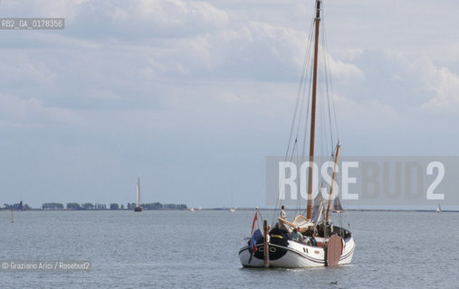 OLANDA , (NOORD-HOLLAND) MARKEN : BARCA A VELA    -  © 2002 Graziano Arici/Rosebud2 / NAVE / GEO