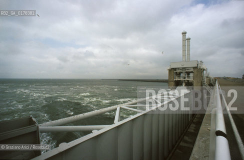OLANDA , (ZEELAND) DIGA SULLOOSTERSCHELDE   -  © 2002 Graziano Arici/Rosebud2 / GEO