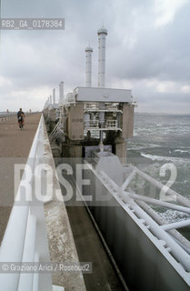 OLANDA , (ZEELAND) DIGA SULLOOSTERSCHELDE   -  © 2002 Graziano Arici/Rosebud2 / GEO