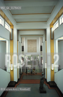 OLANDA , LAIA (DEN HAAG) : IL MUSEO HAAGS GEMEENTEMUSEUM DI H.P. BERLAGE  -  © 2002 Graziano Arici/Rosebud2 / GEO / ARCHITETTURA CONTEMPOPORANEA