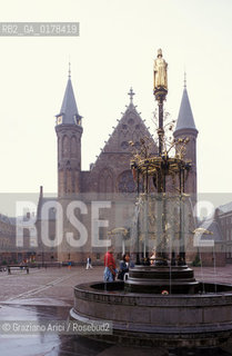 OLANDA , LAIA (DEN HAAG) : IL BINNENHOF E LA RIDDERZAAL  -  © 2002 Graziano Arici/Rosebud2 / GEO / FONTANA