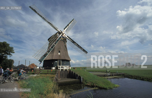 OLANDA , MULINO  -  © 2002 Graziano Arici/Rosebud2 / GEO