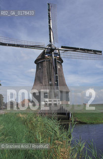 OLANDA , MULINO  -  © 2002 Graziano Arici/Rosebud2 / GEO