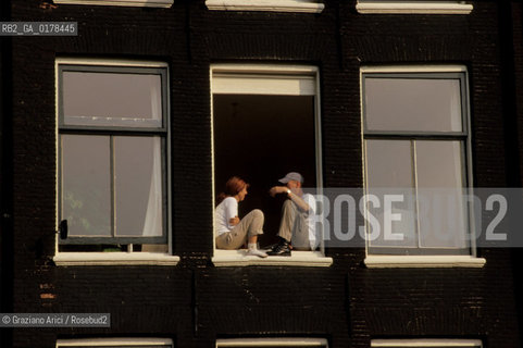 OLANDA , AMSTERDAM : FINESTRA   -  © 2002 Graziano Arici/Rosebud2  / GEO