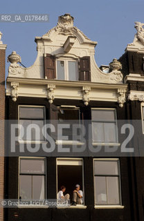OLANDA , AMSTERDAM : CASA   -  © 2002 Graziano Arici/Rosebud2 / FINESTRA / GEO