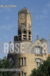 OLANDA , AMSTERDAM :  AMERICAN HOTEL -  © 2002 Graziano Arici/Rosebud2 / ARCHITETTURA CONTEMPORANEA / GEO