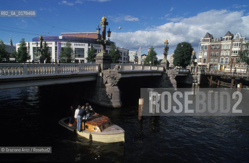 OLANDA , AMSTERDAM : IL CANALE AMSTEL -  © 2002 Graziano Arici/Rosebud2  / GEO