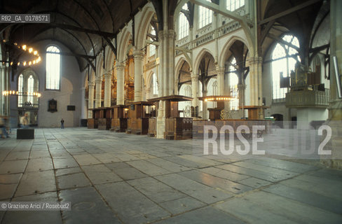 OLANDA , AMSTERDAM  : LA OUDE KERK -  © 2002 Graziano Arici/Rosebud2  / GEO