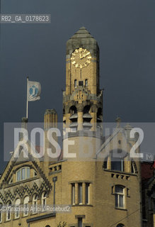 OLANDA , AMSTERDAM : AMERICAN HOTEL  -  © 2002 Graziano Arici/Rosebud2 / GEO / ARCHITETTURA CONTEMPORANEA