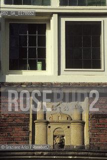 OLANDA , AMSTERDAM : CASA  -  © 2002 Graziano Arici/Rosebud2 / GEO / FINESTRA / CASTELLO