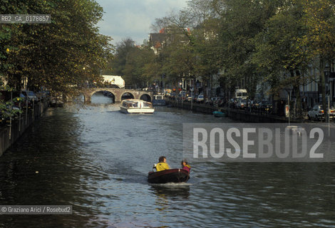 OLANDA , AMSTERDAM : CANALE  -  © 2002 Graziano Arici/Rosebud2 / GEO
