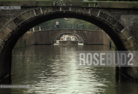 OLANDA , AMSTERDAM : CANALE  -  © 2002 Graziano Arici/Rosebud2 / GEO