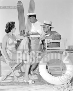 SONIA ROTELLI  AT VENICE LIDO BEACH - 1951 © ARCHIVIO Graziano Arici/Rosebud2  / VARIE