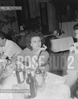 THE PAINTER MANINA THOEREN IN VENICE - 1953 - © ARCHIVIO Graziano Arici/Rosebud2  / ARTE / PITTORE