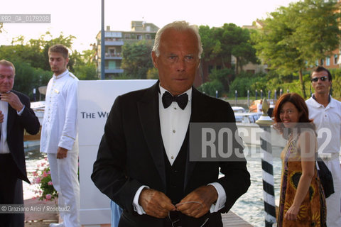29/08/02 - 59. INTERNATIONAL FILM FESTIVAL IN VENICE LIDO :   THE FASHION STYLIST GIORGIO ARMANI  - © 2002 - ERREBI / FIORE -  MOSTRA DEL CINEMA / STILISTA