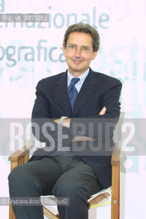 31/08/02 - 59. INTERNATIONAL FILM FESTIVAL IN VENICE LIDO - THE PRESIDENT OF THE BIENNALE FRANCO BERNABE  - © 2002 Graziano Arici/Rosebud2  / FIORE - MOSTRA DEL CINEMA / PRESIDENTE BIENNALE.