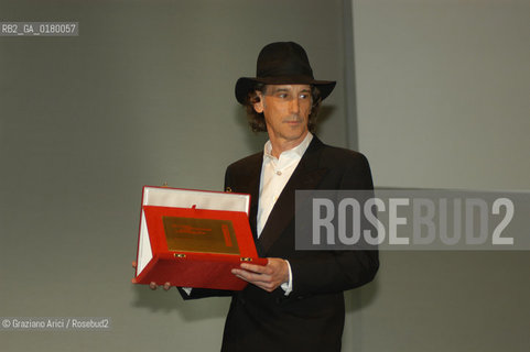 08/09/02 - 59. INTERNATIONAL FILM FESTIVAL IN VENICE LIDO - AWARD FOR AN OUTSTANDING CONTRIBUTION TO DIRECTOR OF PHOTOGRAPHY ED LACHMAN - FILM  FAR FROM HEAVEN   - © 2002 Graziano Arici/Rosebud2  - MOSTRA DEL CINEMA / DIRETTORE FOTOGRAFIA.
