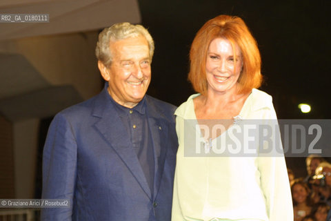 30/08/02 - 59. INTERNATIONAL FILM FESTIVAL IN VENICE LIDO - THE POLITICIAN CARLO RIPA DI MEANA WITH MARINA LANTE DELLA ROVERE  - © 2002 Graziano Arici/Rosebud2  - MOSTRA DEL CINEMA / POLITICA