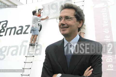 28/08/2002 - BIENNALE PRESIDENT FRANCO BERNABE AT THE 59. INTERNATIONAL FILM FESTIVAL IN VENICE LIDO - 2002 ©Graziano Arici/Rosebud2 / MOSTRA DEL CINEMA