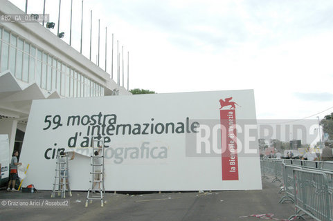 28/08/2002 - WORK IN PROGRESS AT THE 59. INTERNATIONAL FILM FESTIVAL IN VENICE LIDO - 2002 ©Graziano Arici/Rosebud2 / MOSTRA DEL CINEMA