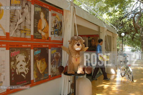 28/08/2002 - WORK IN PROGRESS AT THE 59. INTERNATIONAL FILM FESTIVAL IN VENICE LIDO - ©Graziano Arici/Rosebud2 / MOSTRA DEL CINEMA,