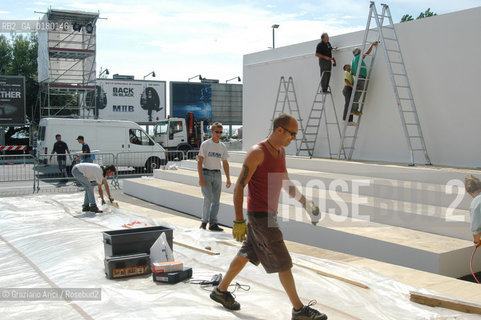 28/08/2002 - WORK IN PROGRESS AT THE 59. INTERNATIONAL FILM FESTIVAL IN VENICE LIDO - ©Graziano Arici/Rosebud2 / MOSTRA DEL CINEMA