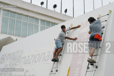 28/08/2002 - WORK IN PROGRESS AT THE 59. INTERNATIONAL FILM FESTIVAL IN VENICE LIDO - 2002 ©Graziano Arici/Rosebud2 / MOSTRA DEL CINEMA