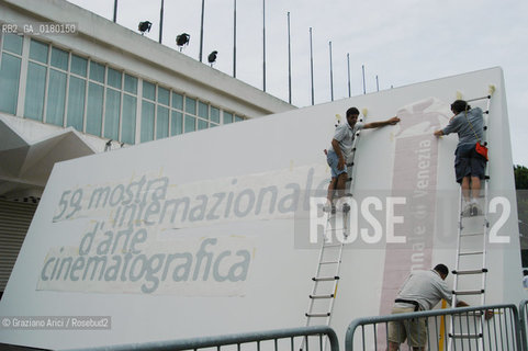 28/08/2002 - WORK IN PROGRESS AT THE 59. INTERNATIONAL FILM FESTIVAL IN VENICE LIDO - 2002 ©Graziano Arici/Rosebud2