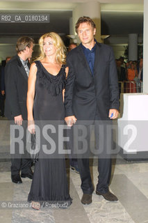 01/09/02 - 59. INTERNATIONAL FILM FESTIVAL IN VENICE LIDO - THE ACTOR LIAM NEESON WITH THE ACTRESS DEBRA HUNGER - FILM K-19:THE WIDOWMAKER - © 2002 Graziano Arici/Rosebud2 - MOSTRA