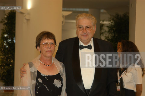 29/08/02 - 59. INTERNATIONAL FILM FESTIVAL IN VENICE LIDO :   THE DIRECTOR OF VENICE FILM FESTIVAL MORITZ DE HADELN  WITH HIS WIFE - © 2002 Graziano Arici/Rosebud2  -  MOSTRA DEL CINEMA /