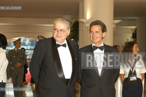 29/08/02 - 59. INTERNATIONAL FILM FESTIVAL IN VENICE LIDO :   THE PRESIDENT OF BIENNALE FRANCO BERNABE WITH THE DIRECTOR OF VENICE FILM FESTIVAL MORITZ DE HADELN  - © 2002 Graziano Arici/Rosebud2  -  MOSTRA DEL CINEMA /