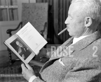 THE GENERAL OF THE SWISS ARMY HENRY GUISAN IN HIS VILLA VERTE RIVE IN PULLY (LAUSANNE) - 1947 - © ARCHIVIO Graziano Arici/Rosebud2  / MILITARE / GENERALE