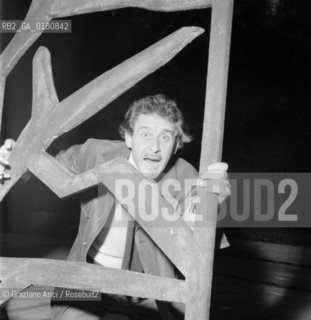 THE SINGER DOMENICO MODUGNO - 1958 - VENICE - © ARCHIVIO Graziano Arici/Rosebud2  / MUSICA POP / CANTANTE