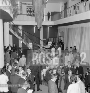 THE XXX INTERNATIONAL FILM FESTIVAL IN VENICE LIDO : THE HALL OF THE MOVIE PALACE - 1969 - © ARCHIVIO Graziano Arici/Rosebud2  / CINEMA / VARIE / MOSTRA DEL CINEMA